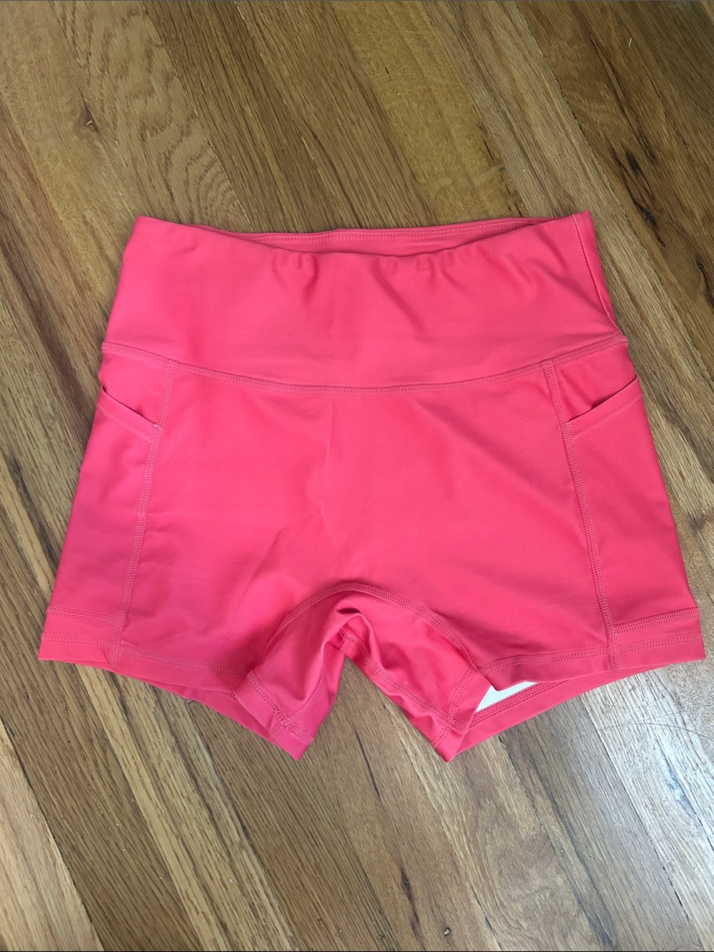Cooldown Emmy Shorts